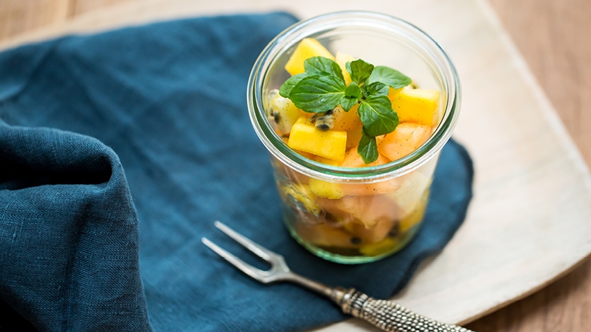 Mynte-vanilje-frugtsalat_opskrift_98000369_nemlig /upload/thumbnail1/2025/2/23/190438/thumb2